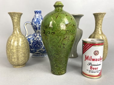Grouping of 5 Chinese Vases
