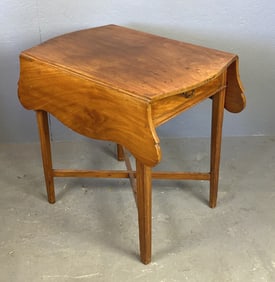 19th C. Mahogany Pembroke Table