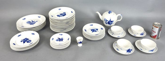 Royal Copenhagen Blue Flower Braided Dinner Set