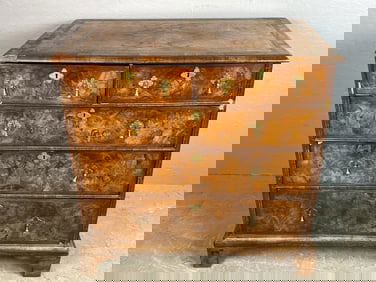 Georgian Walnut Five Drawer Chest