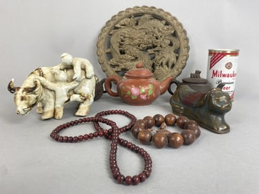 8 Asian Articles w/ Miniature Teapots