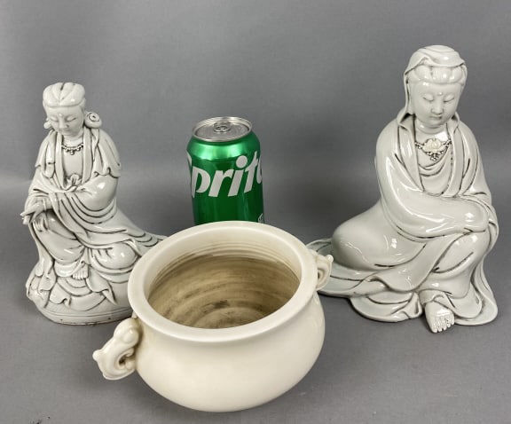 2 Chinese Guanyin Kwan Yin Figures & Bowl (1 of 13)