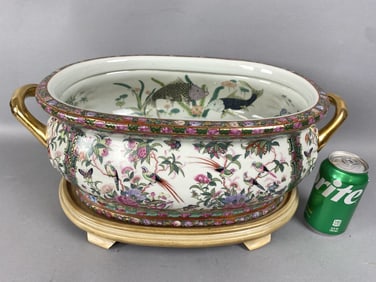 Chinese Rose Medallion Fish Bowl on Stand
