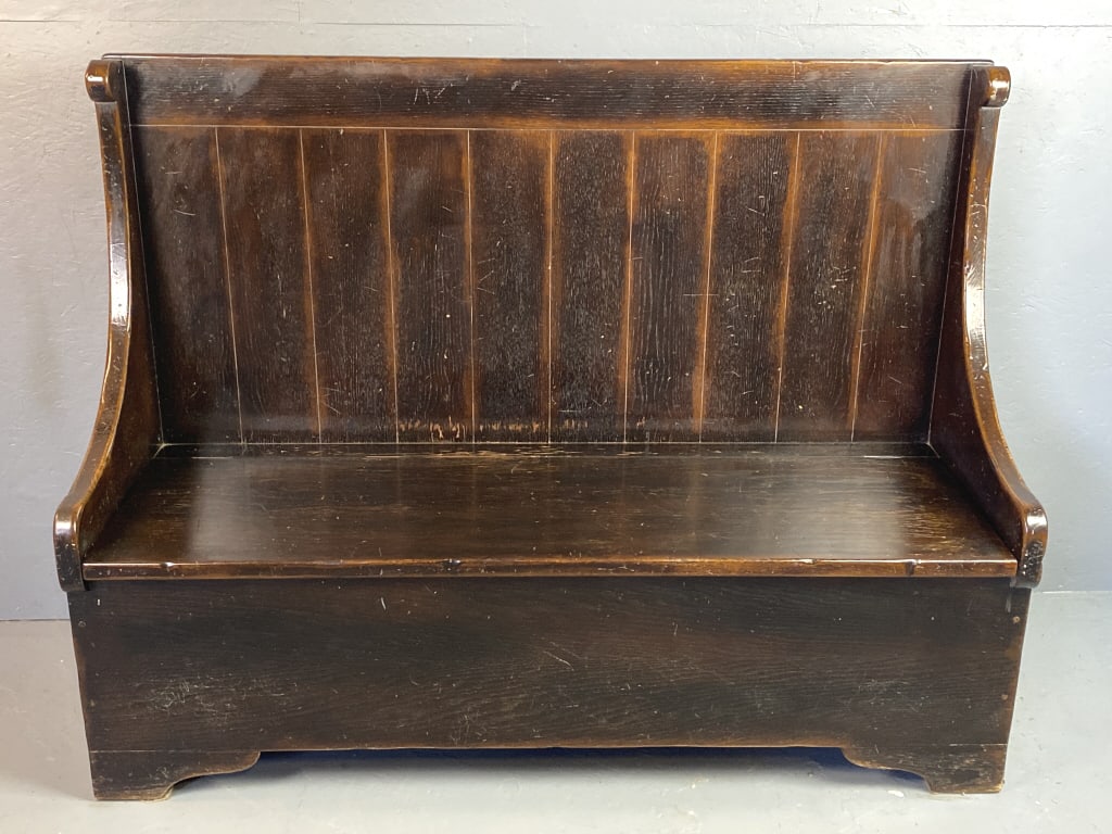 Oak Hall Bench w/ Storage (1 of 4)