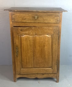 18th C. Oak Side Cabinet