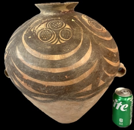 Chinese Terracotta Neolithic Vase (1 of 6)
