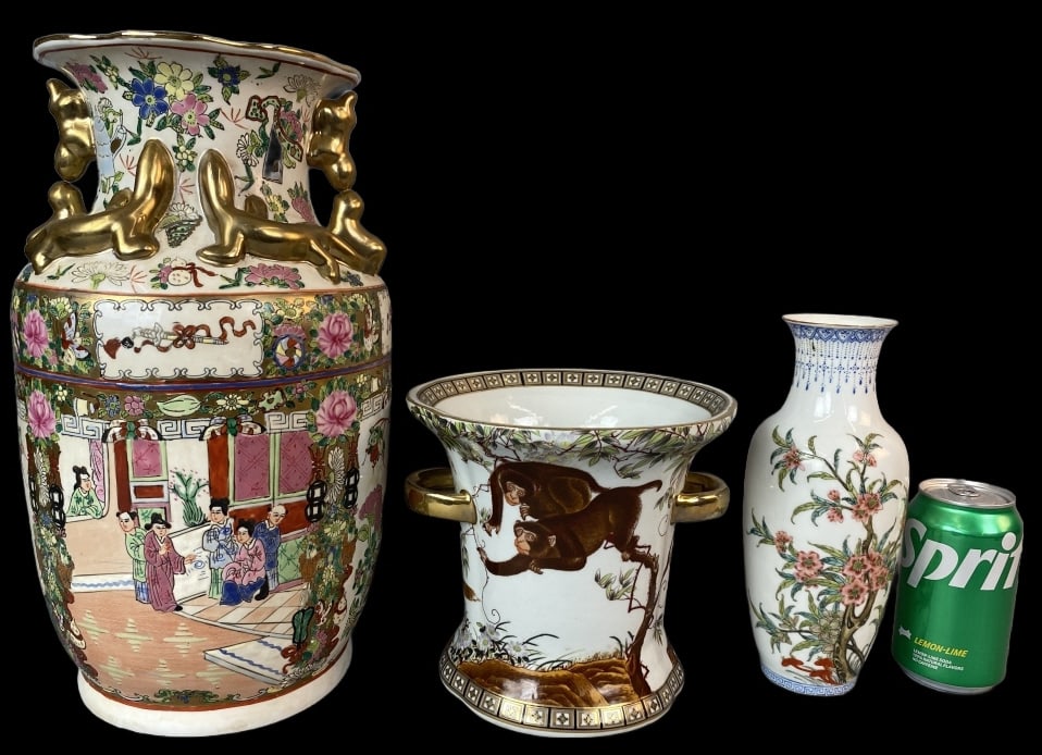 3 Asian Porcelain Items (1 of 15)