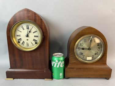2 Mantel Clocks