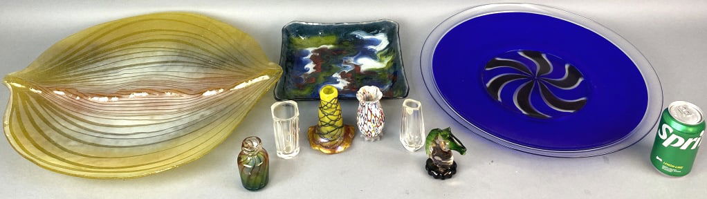 Nine Art Glass Articles (1 of 6)