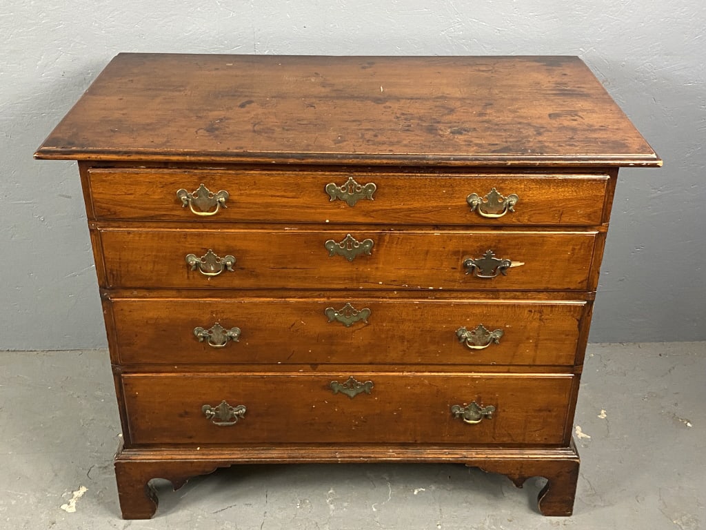 18th C. American Walnut Four Drawer Chest (1 of 8)