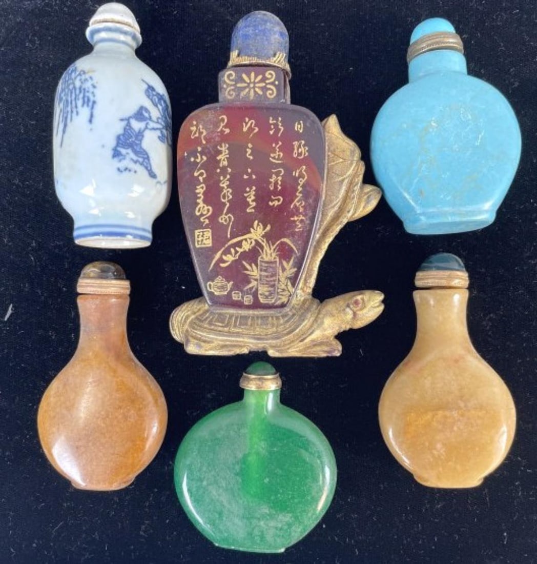6 Chinese Snuff Bottles (1 of 7)