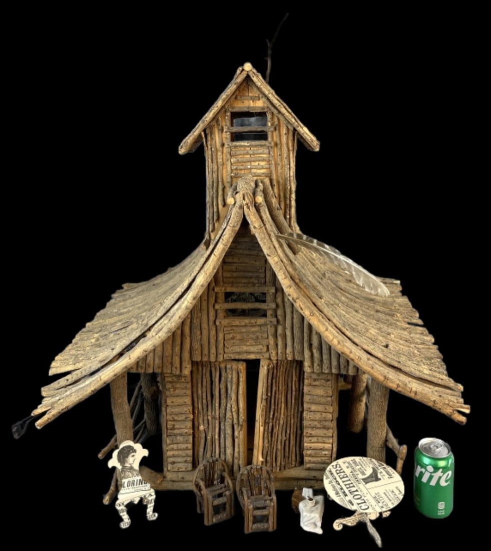 Rustic Handcrafted Bird Dollhouse (1 of 5)