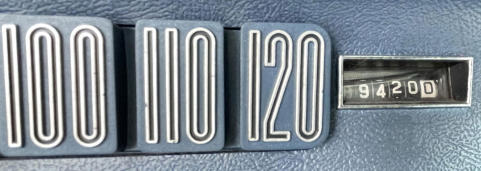 1965 Ford Thunderbird - 10