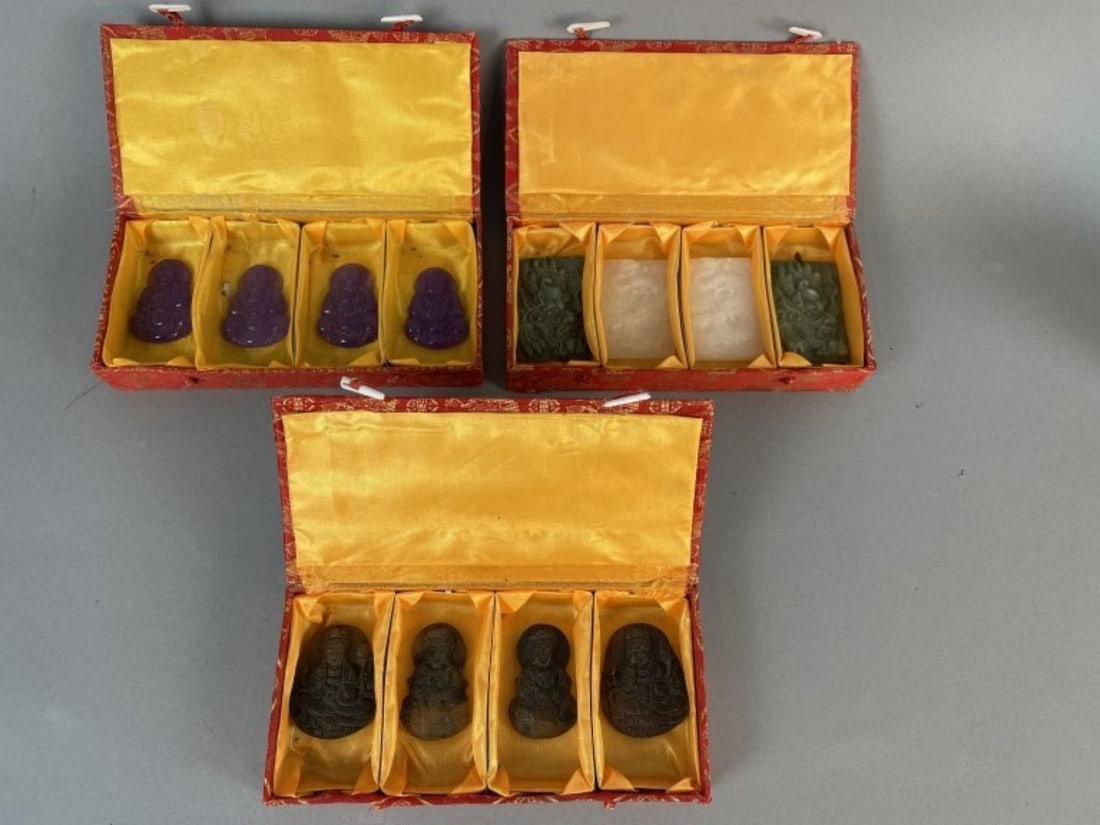 12 Chinese Carved Pendants (1 of 7)