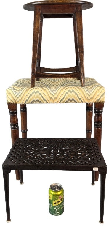 Group of 3 Benches Cast Iron & Wood (1 of 10)