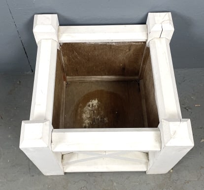 Rustic White Wall Bracket w/ Planter - 5