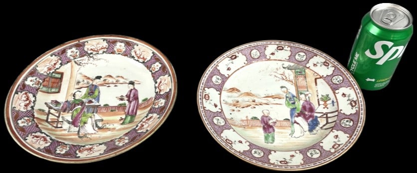 Pair of Chinese Export Porcelain Plates (1 of 7)