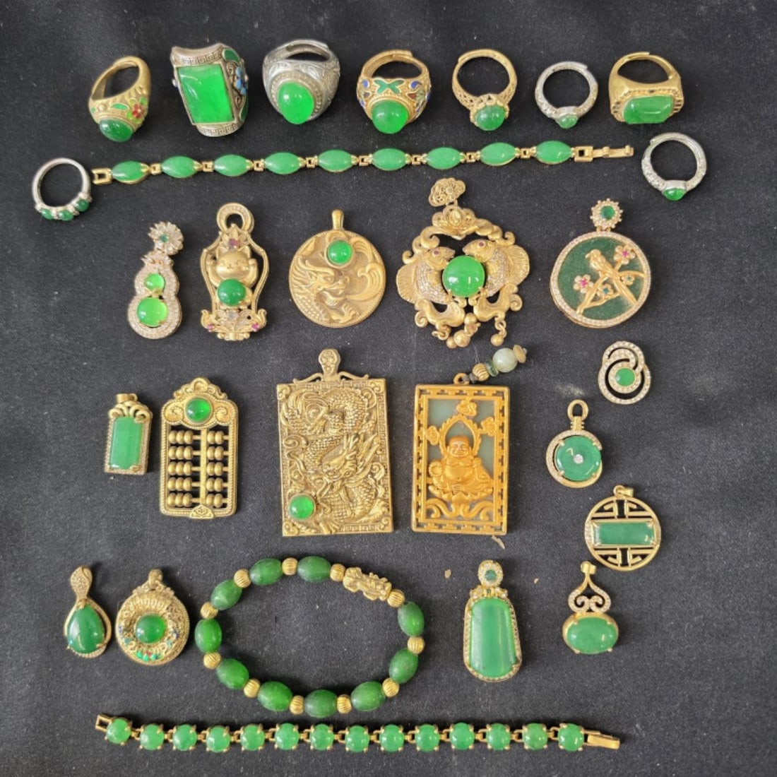 Grouping of Green Jade & Hardstone Jewelry (1 of 5)