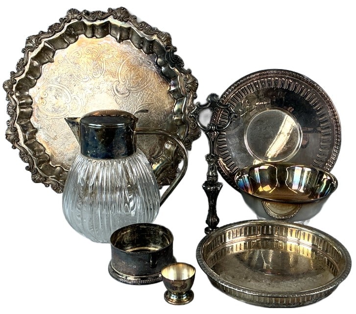 Grouping of Silver Plate Articles (1 of 5)