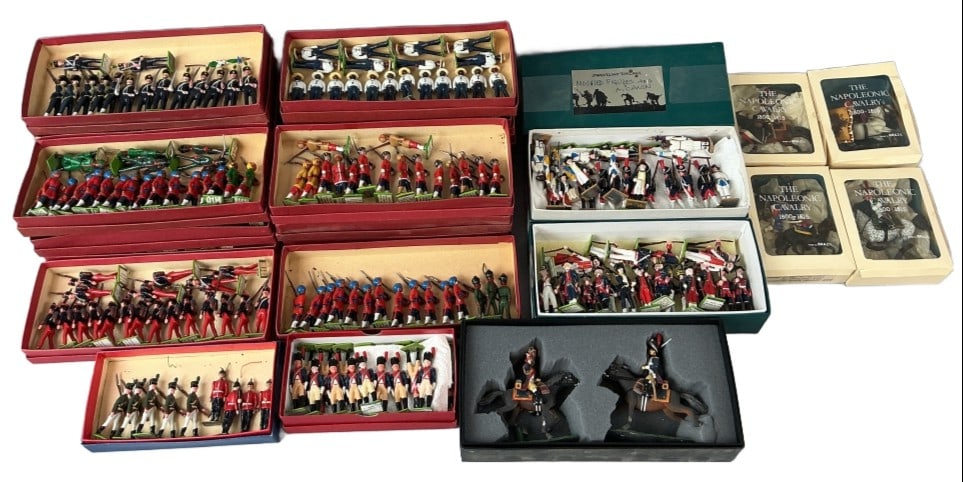 Large Grouping of Mauro Lead Toy Soldiers (1 of 8)