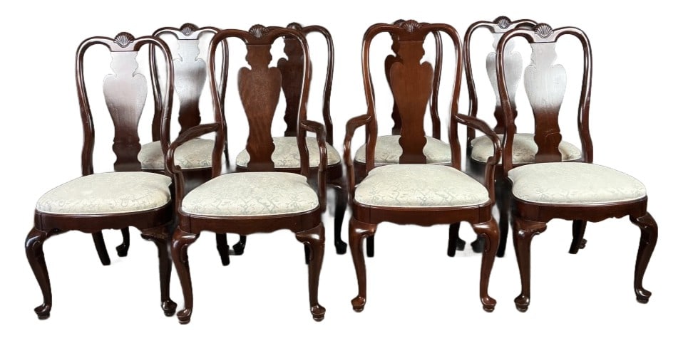 Set of 8 Ethan Allen Queen Anne Style Chairs: Set of 8 Ethan Allen Queen Anne style dining chairs. Comprised of: 6 dining chairs and 2 armchairs. Armchair measures 41.75"h x 22"w x 24”d. Condition: Some scratches and scuffs, wear to legs.