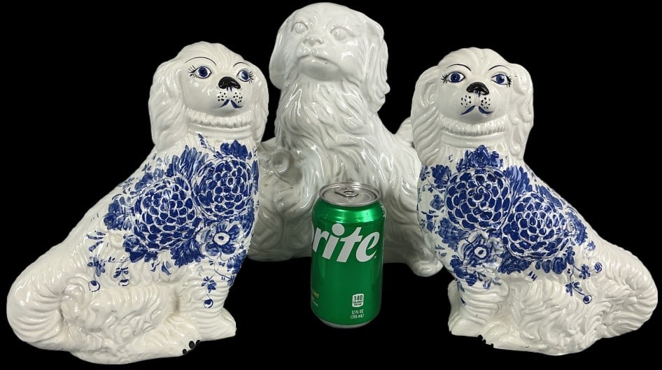Grouping of Staffordshire Style Spaniel Figurines (1 of 5)