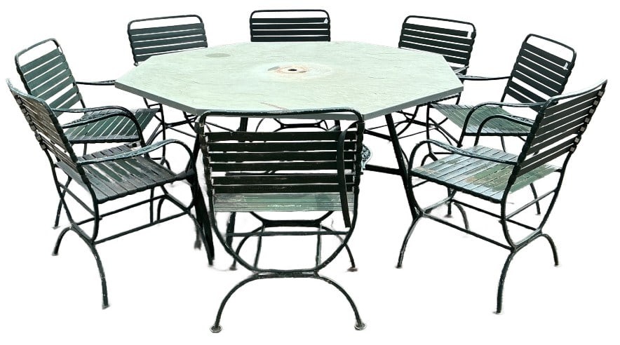 Brown Jordan Faux Slate Table with 8 Chairs: Brown Jordan faux slate top table with 8 chairs. Measures 27h x 64.5"dia. Condition: Some crazing and chipping to top. Some rubber straps broken on chairs. Needs cleaning.