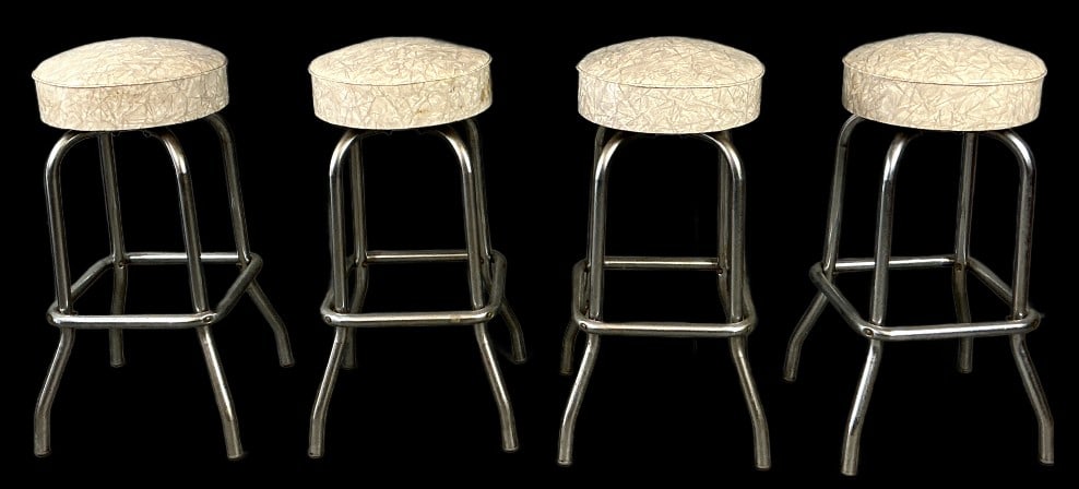 Set of 4 Vintage Chrome Barstools: Set of 4 vintage chrome barstools. Measure 31"h x 16"w x 16"d. Condition: Some minor surface rust, needs cleaning.