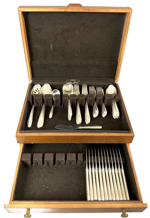 Towle Sterling Silverware Set (1 of 5)