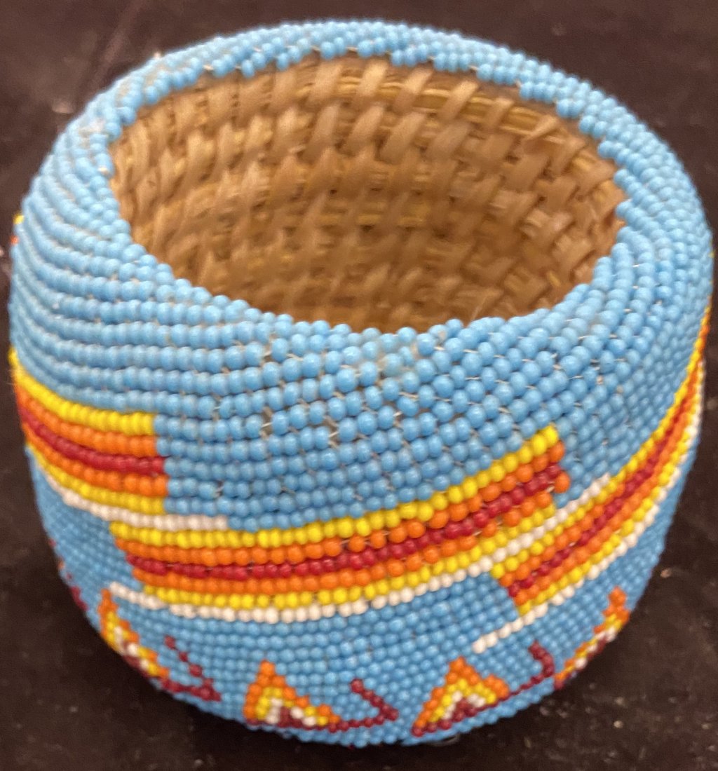 Native American Paiute Beaded Indian Basket ca 1950 (1 of 4)