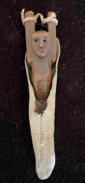 Navajo Old Carved Doll with Leather Pouch ca 1920-1940 (1 of 4)