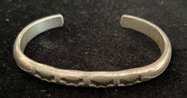 Navajo Native American Sterling Bracelet/Bangle (1 of 2)