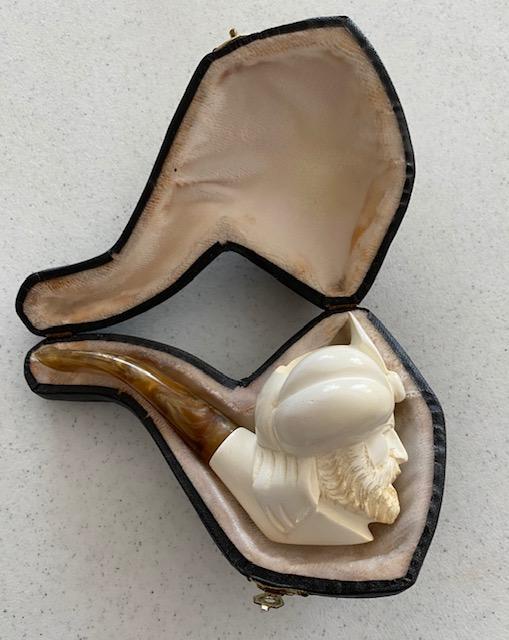 Sultan Meerschaum Hand Carved Pipe w/Case (1 of 8)