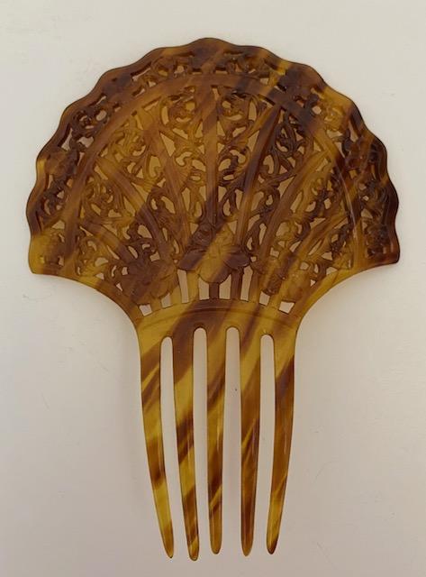 Vintage Faux Tortoise Shell Hair Comb Ca. 1900 (1 of 2)