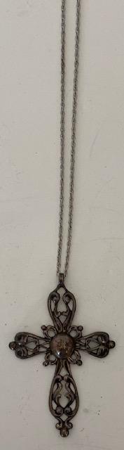 Sterling Cross religious  Pendant on chain 1930 (1 of 4)