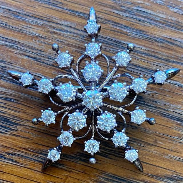 Sterling pin costume jewelry era 1950 (1 of 3)