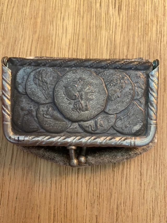 Coin Purse ca 1900 Iowa Advertising (1 of 4)
