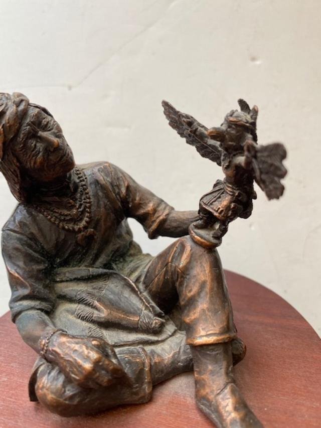 Legends "Kachina Carver" bronze sculpture (1 of 4)