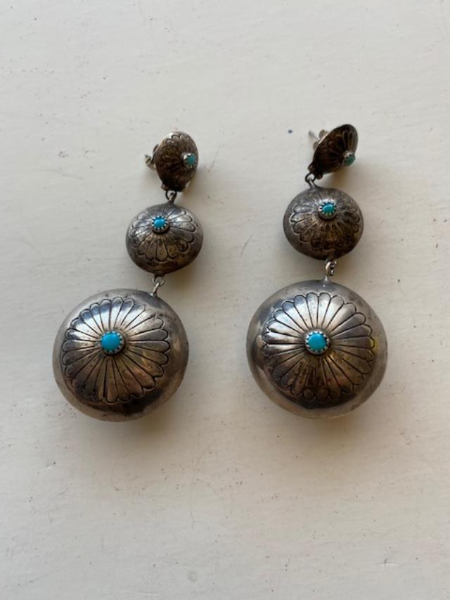 Native American three piece sterling and turquoise (1 of 4)
