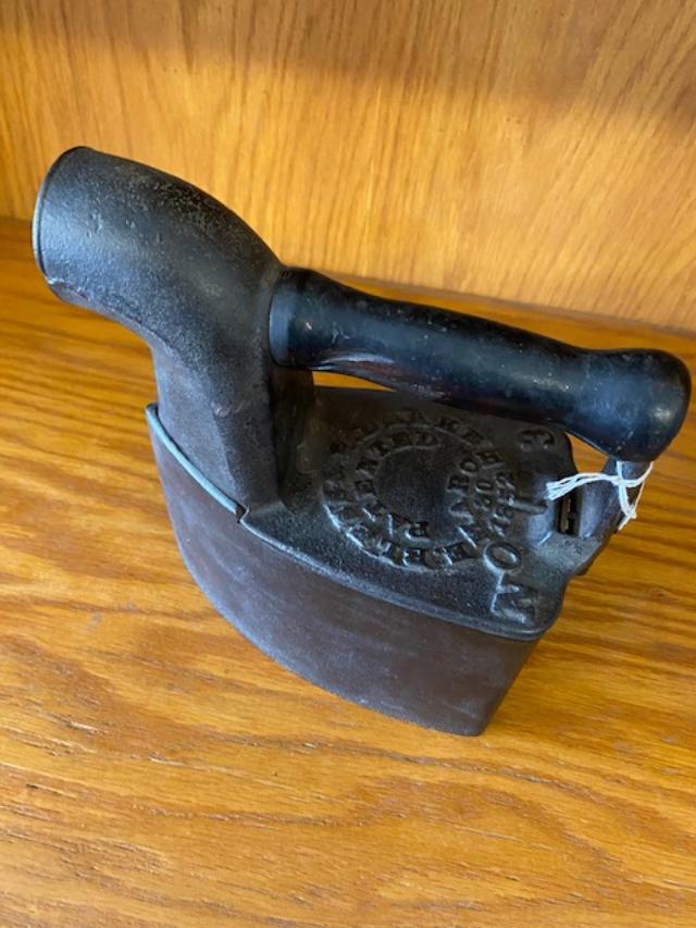 1852 Antique Cast Iron Charcoal Sad Iron/Wood Handle (1 of 6)
