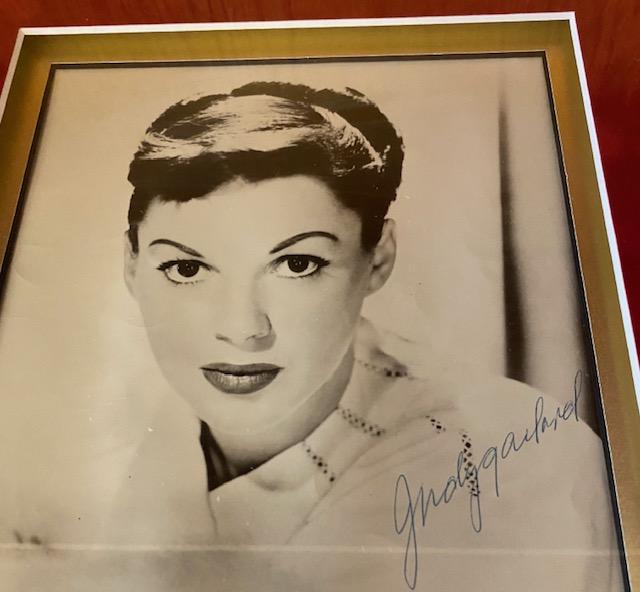 1962 Judy Garland Photograph and Autograph letter (1 of 7)