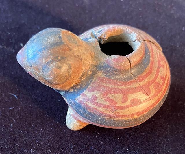 Pre-Columbian Turtle Pot CA 1200 AD (1 of 4)