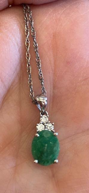 Stauer Sterling and Dark Green Stone Pendant (1 of 2)