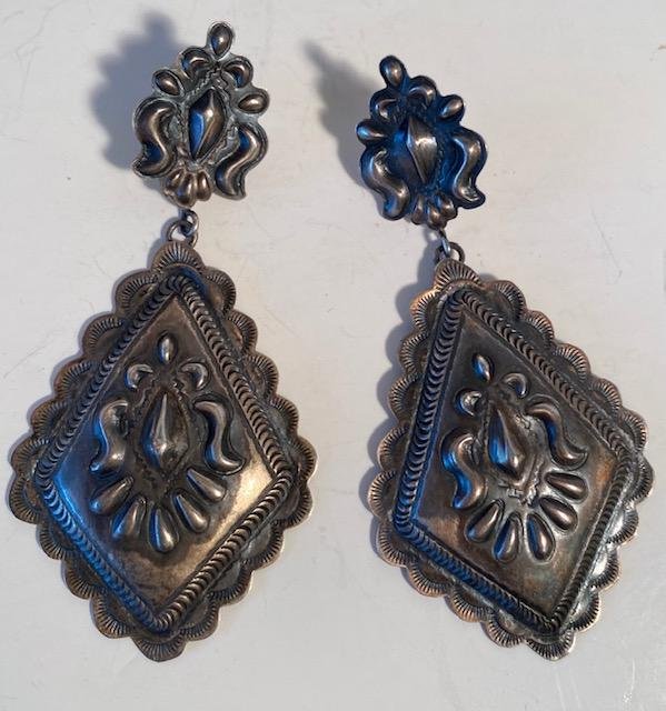 Signed Concha Style Earrings Navajo Indian (1 of 2)