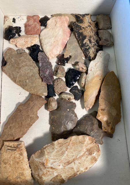 Lot of New Mexico Arrowheads (1 of 2)