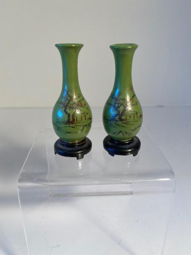 Lot of 2 Lang Kee China Vases (1 of 3)