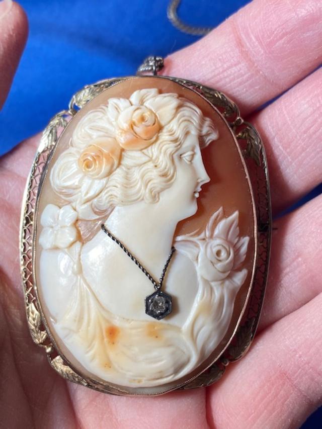 14K White Gold Cameo with Real Diamond (1 of 4)