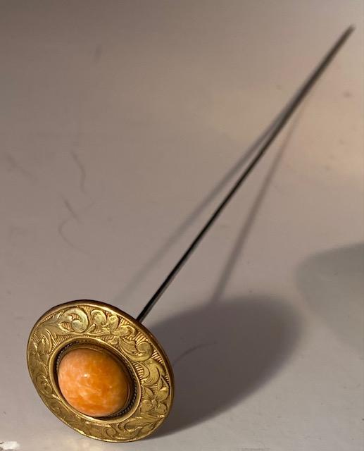 Ladies 1910 Hat Pin with Spiny Oyster (1 of 3)