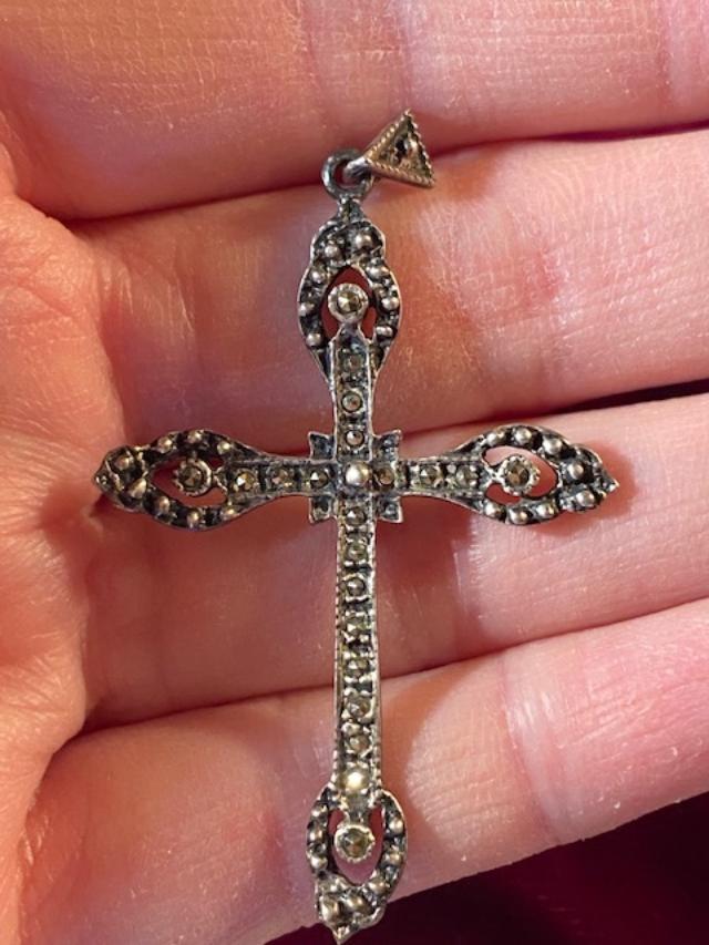 1950 Sterling Signed Cross Pendant and Chain: Circa 1950 sterling 18" chain with signed "NF" sterling cross pendant, with marcasite stones. FREE DOMESTIC SHIPPING