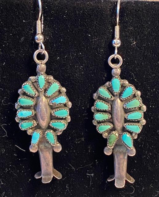 Zuni Indian Petit Pointe Turquoise Earrings: Native American Zuni sterling petit pointe turquoise earrings. Unmarked. FREE DOMESTIC SHIPPING.